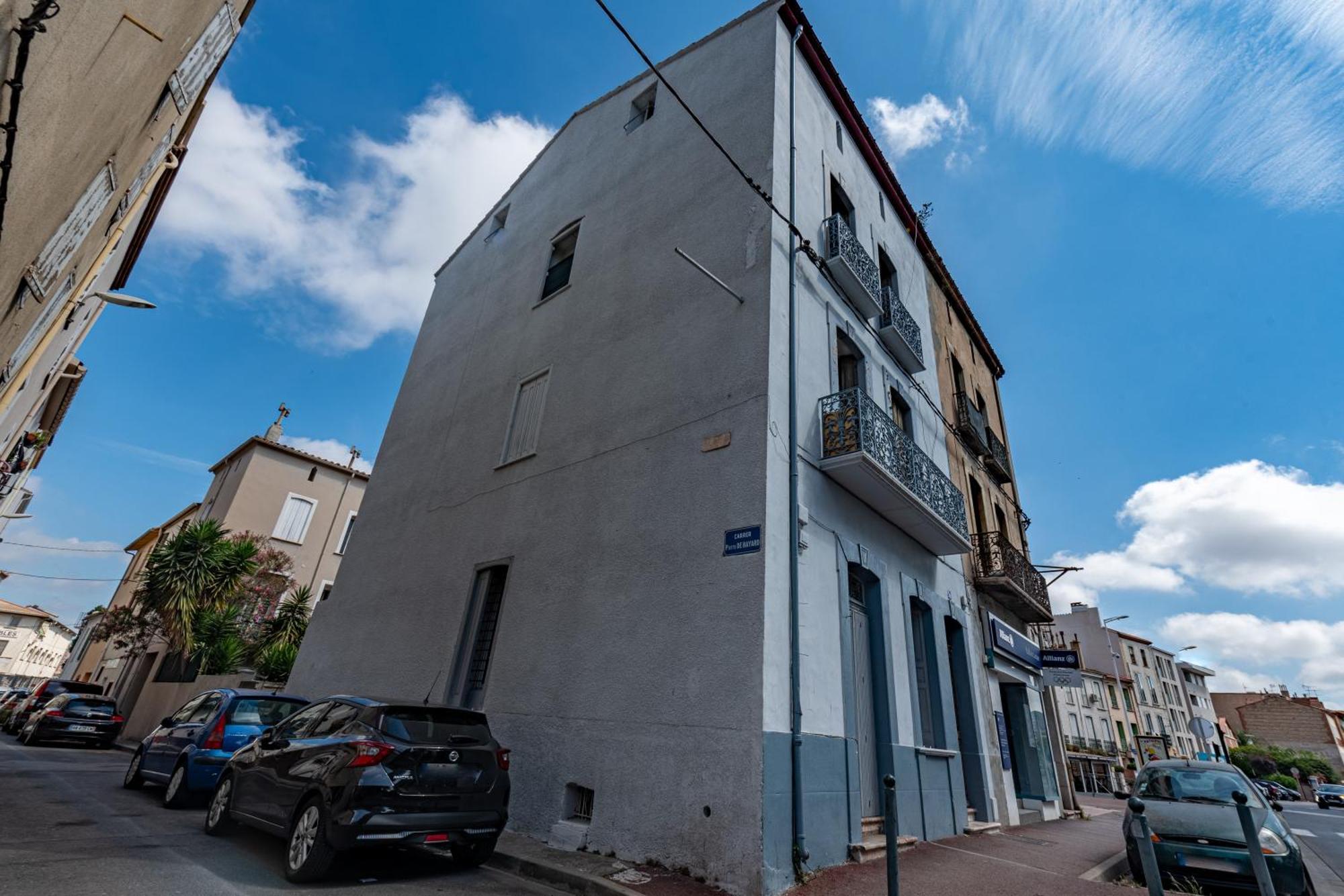 Chic Family - Neuf & Moderne - Parking Wifi Centre Gare Tgv - Confort Ideal Famille - Speciale Apartment