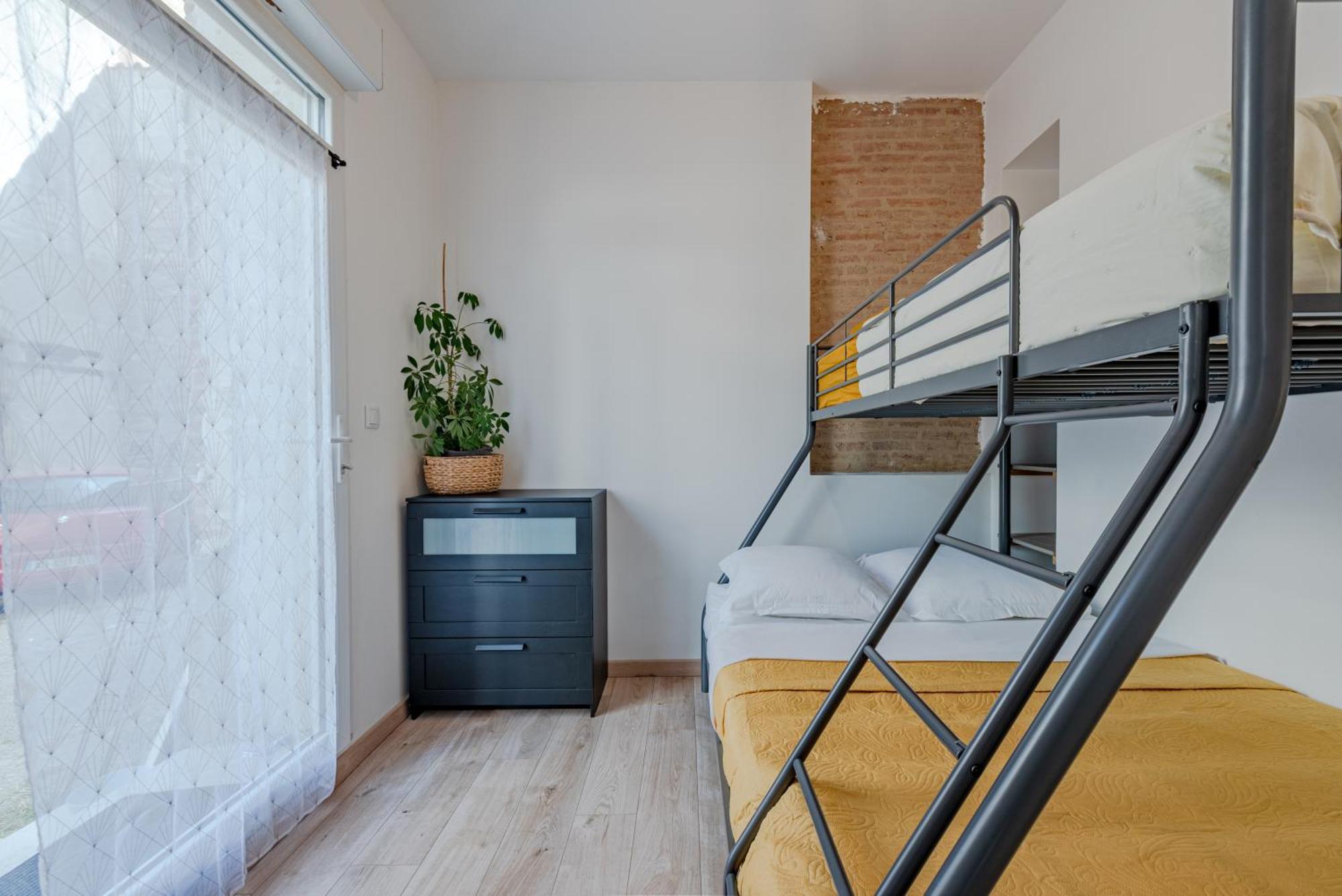 Chic Family - Neuf & Moderne - Parking Wifi Centre Gare Tgv - Confort Ideal Famille - Speciale