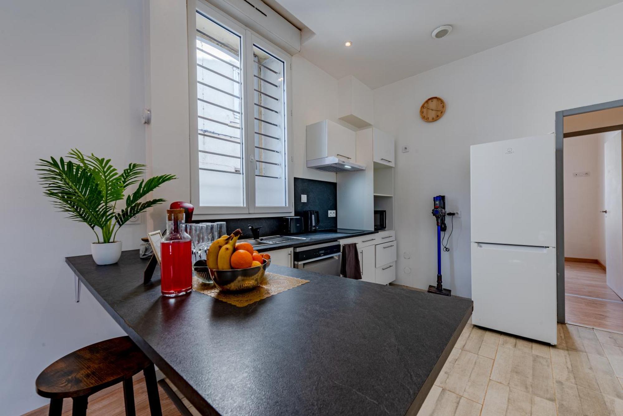 Chic Family - Neuf & Moderne - Parking Wifi Centre Gare Tgv - Confort Ideal Famille - Speciale Apartment